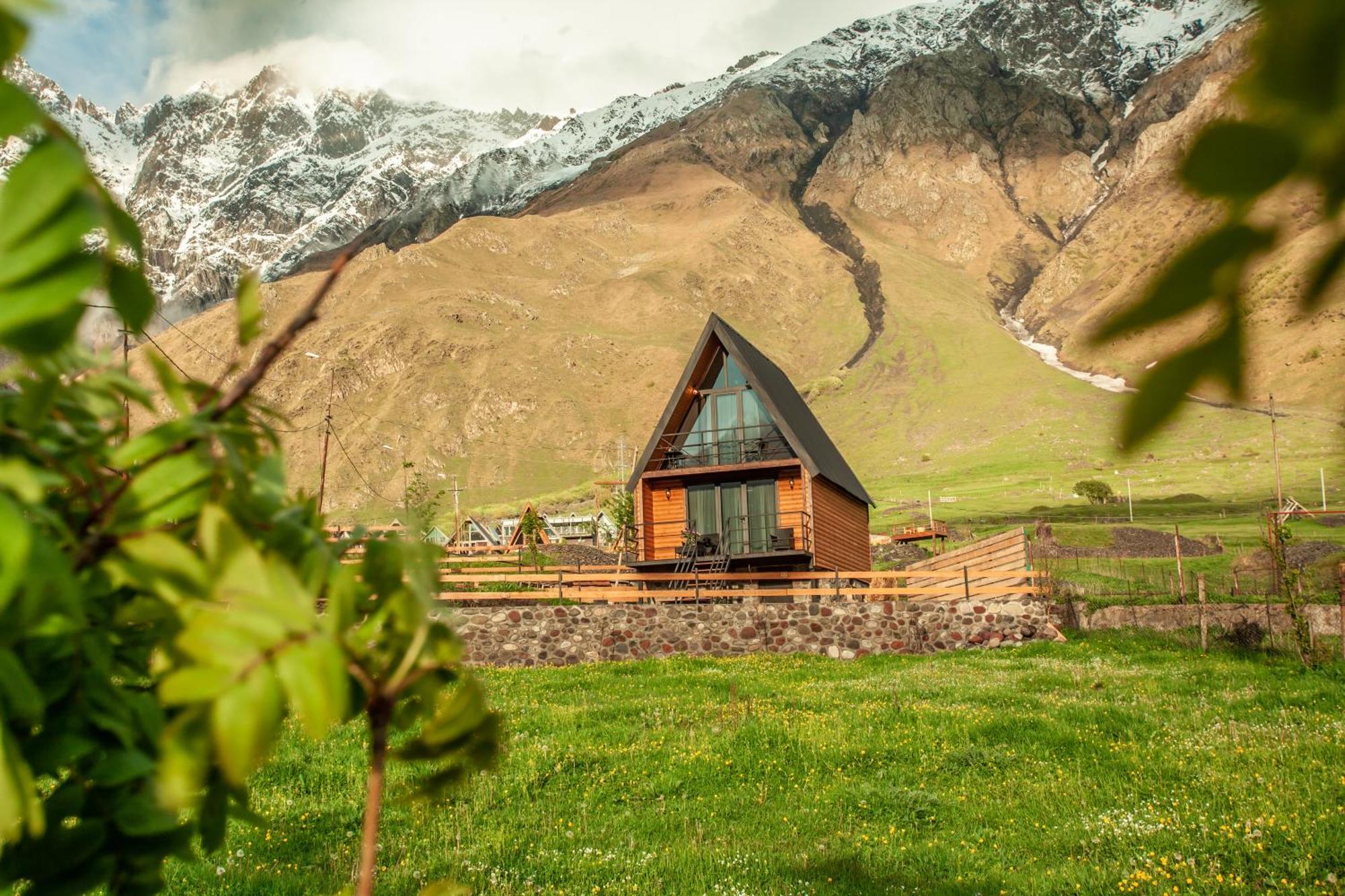 Sunset Cottage Kazbegi Exterior foto